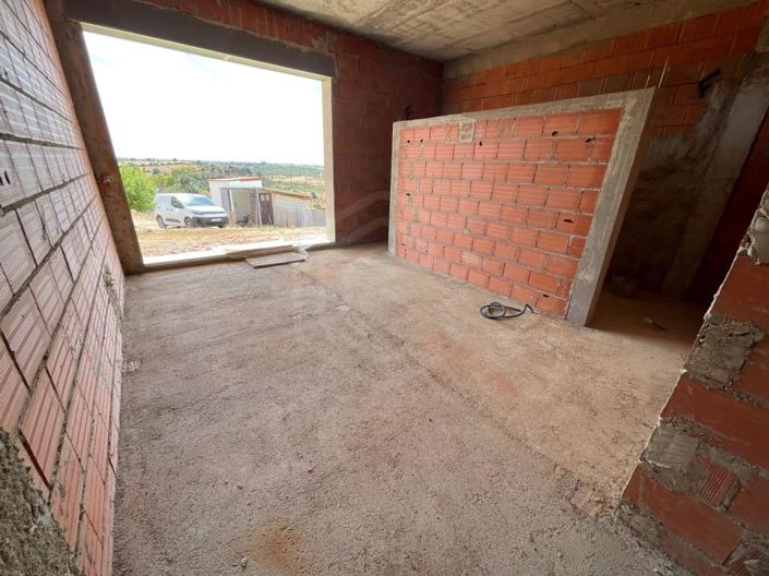 Image No.46-3 Bed House for sale