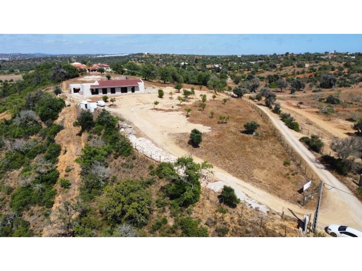 Image No.8-3 Bed House for sale