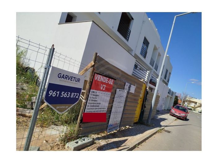 Image No.5-3 Bed House for sale