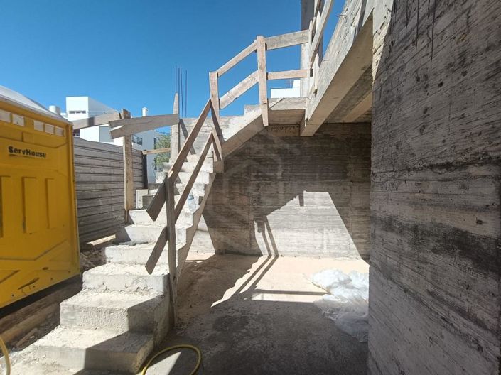 Image No.7-3 Bed House for sale