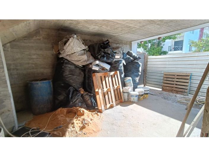 Image No.8-3 Bed House for sale