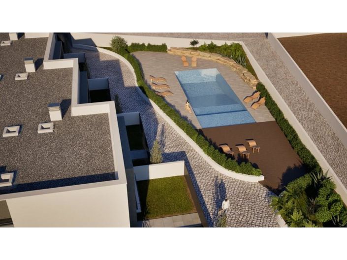 Image No.8-4 Bed House for sale