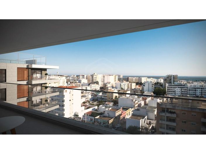 Image No.10-3 Bed Apartment for sale