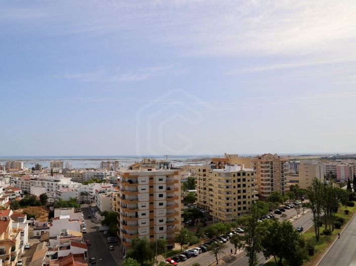 Image No.23-3 Bed Apartment for sale