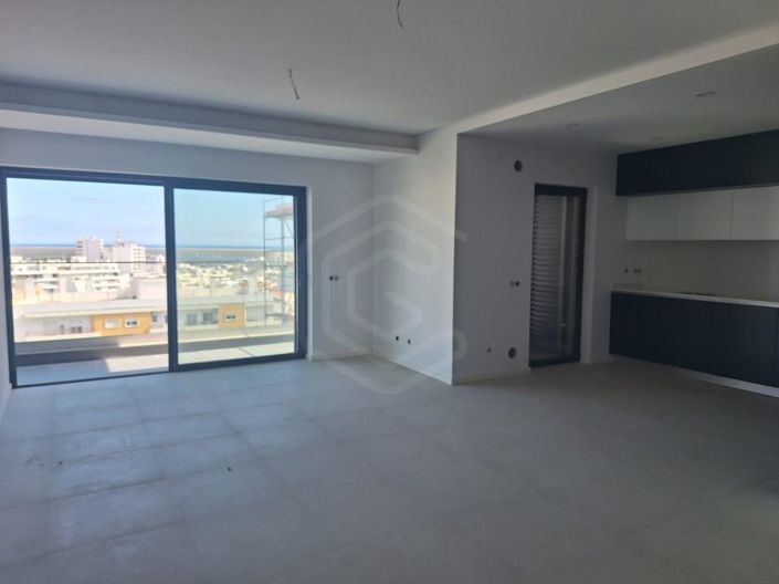 Image No.7-3 Bed Apartment for sale