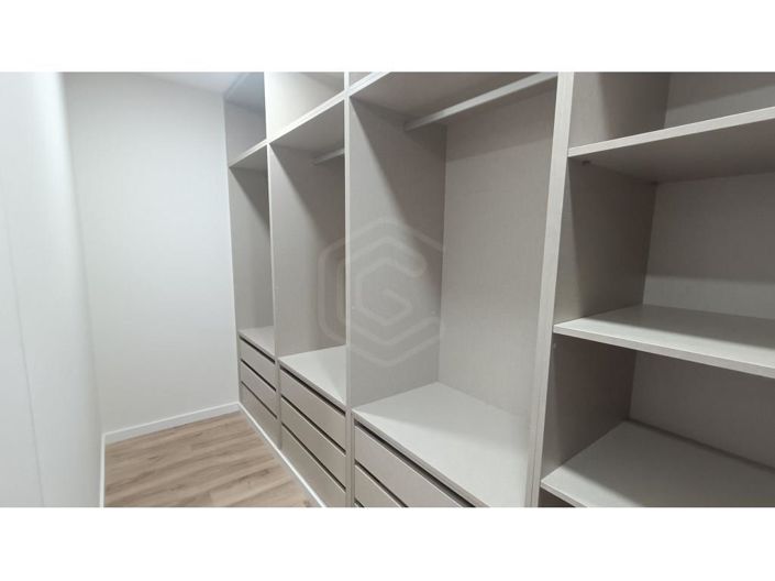 Image No.25-3 Bed House for sale