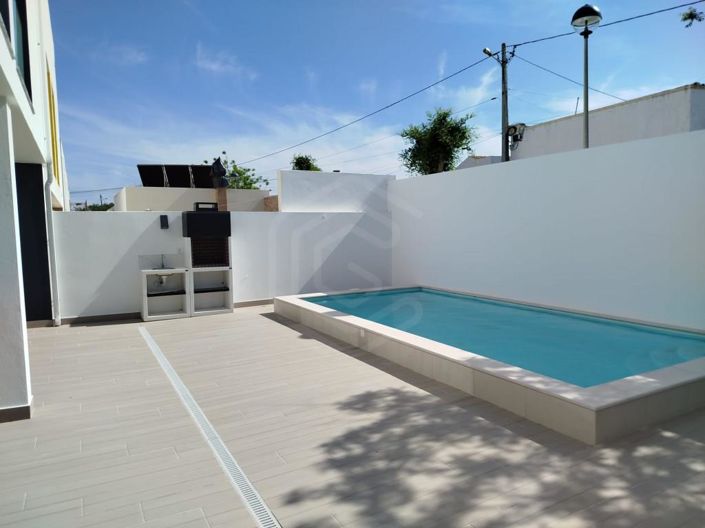 Image No.36-3 Bed House for sale