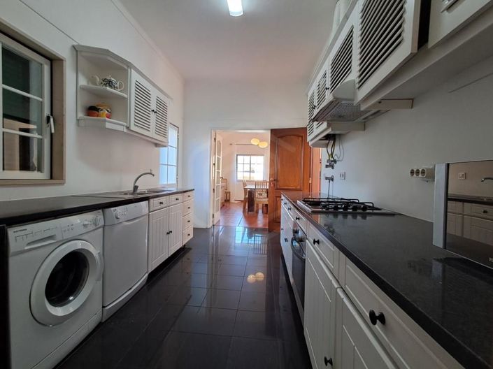 Image No.10-4 Bed House for sale