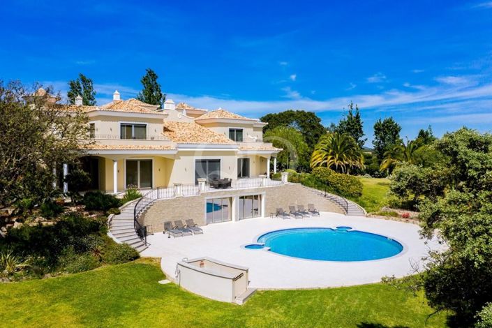 Image No.1-4 Bed House for sale