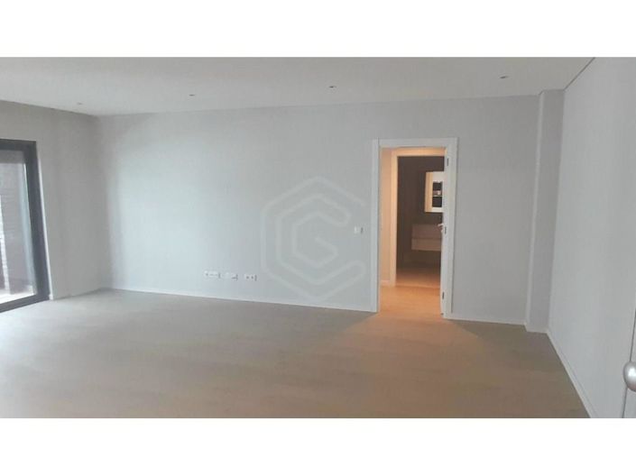 Image No.12-3 Bed Apartment for sale