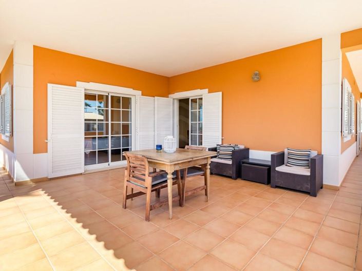 Image No.19-4 Bed House for sale