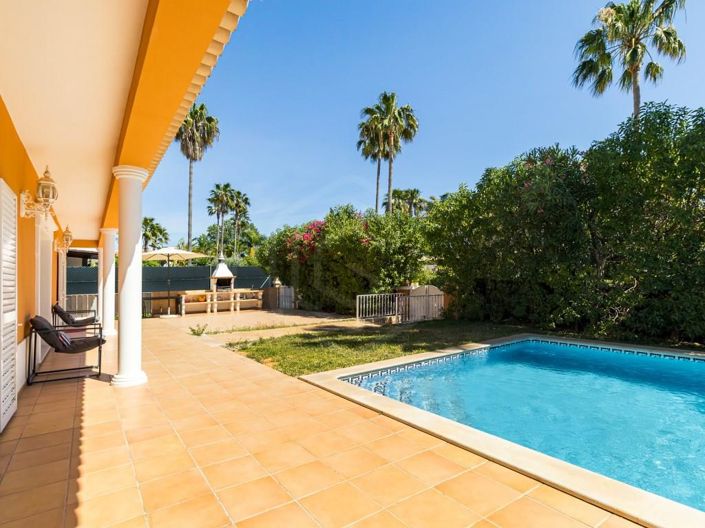 Image No.21-4 Bed House for sale