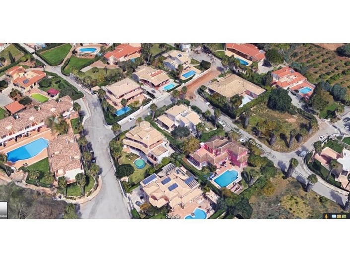 Image No.25-4 Bed House for sale