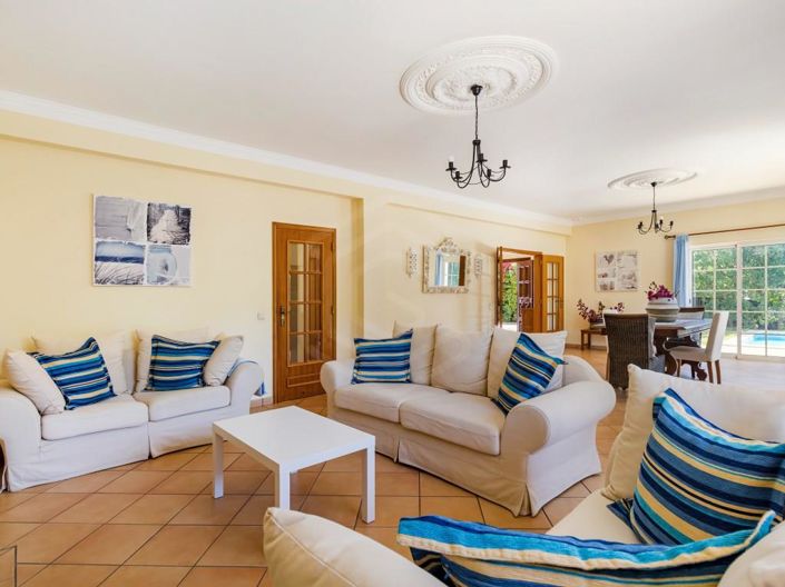 Image No.4-4 Bed House for sale