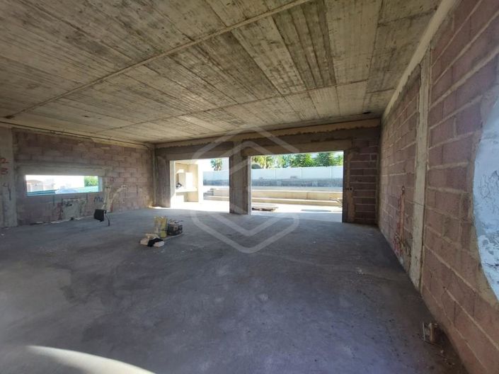 Image No.25-3 Bed House for sale