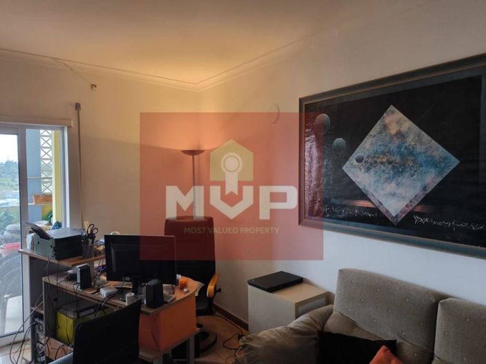 Image No.20-4 Bed Apartment for sale