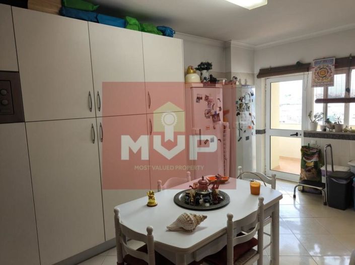 Image No.6-4 Bed Apartment for sale