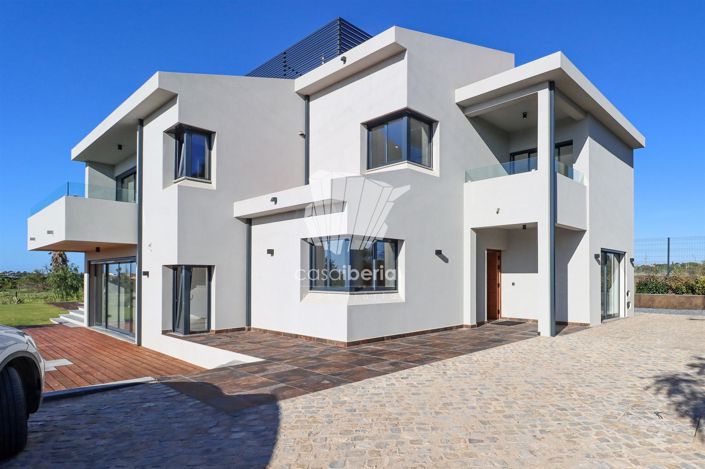 Image No.4-7 Bed House for sale