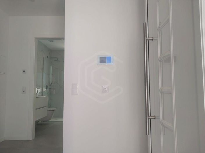 Image No.13-3 Bed House for sale