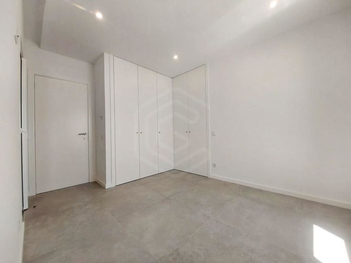 Image No.22-3 Bed House for sale