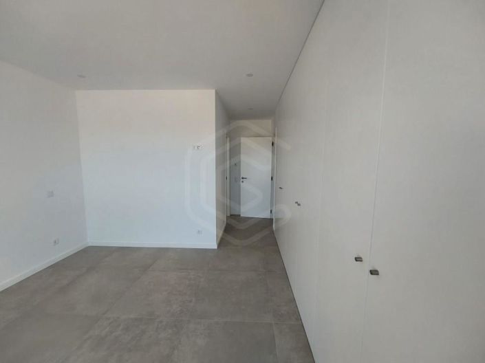 Image No.28-3 Bed House for sale