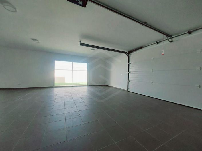 Image No.33-3 Bed House for sale