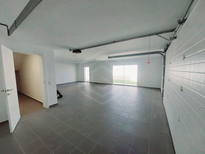 Image No.34-3 Bed House for sale