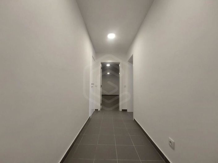 Image No.34-3 Bed House for sale