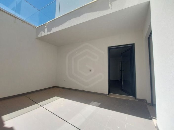 Image No.37-3 Bed House for sale