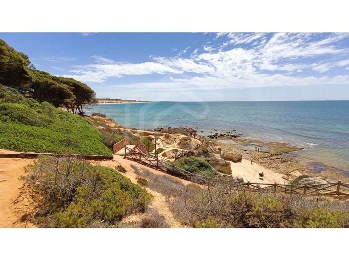 Image No.33-2 Bed House for sale