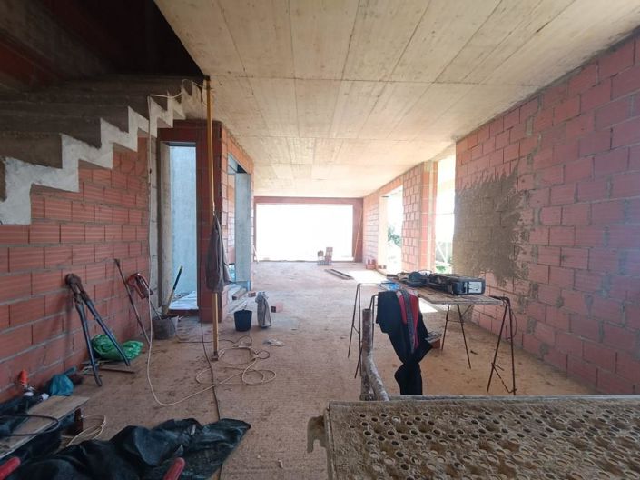 Image No.7-3 Bed House for sale