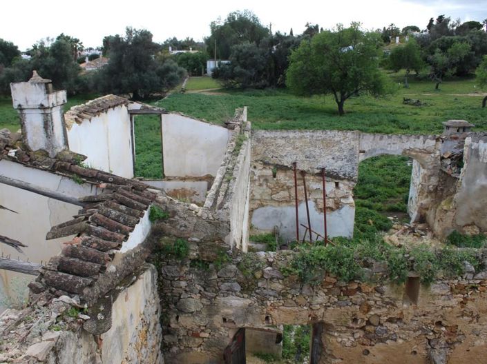 Image No.14-6 Bed House for sale