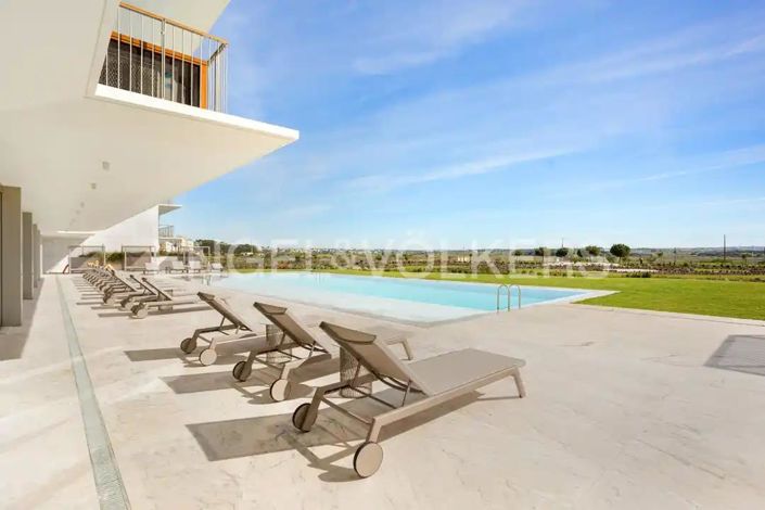 Image No.23-2 Bed Apartment for sale