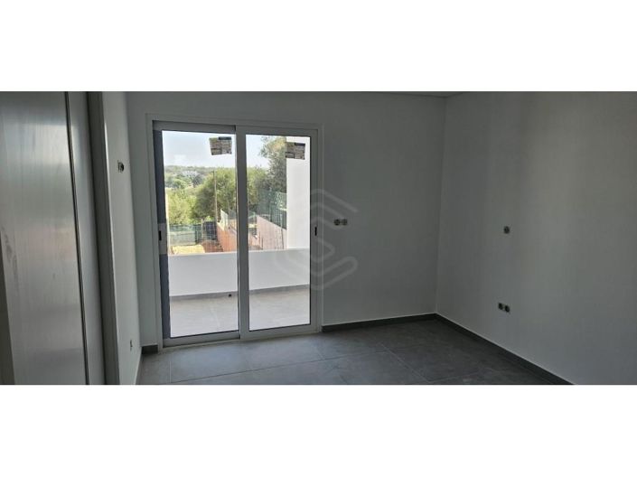 Image No.15-3 Bed House for sale