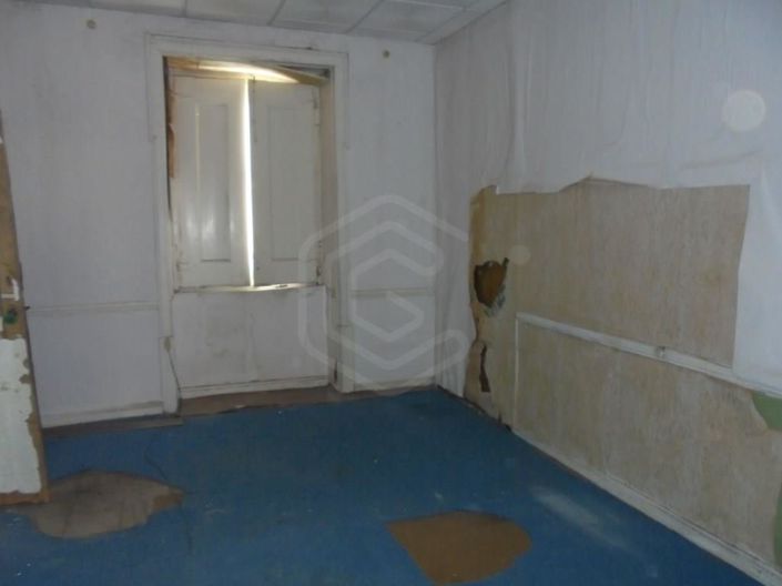 Image No.12-8 Bed House for sale