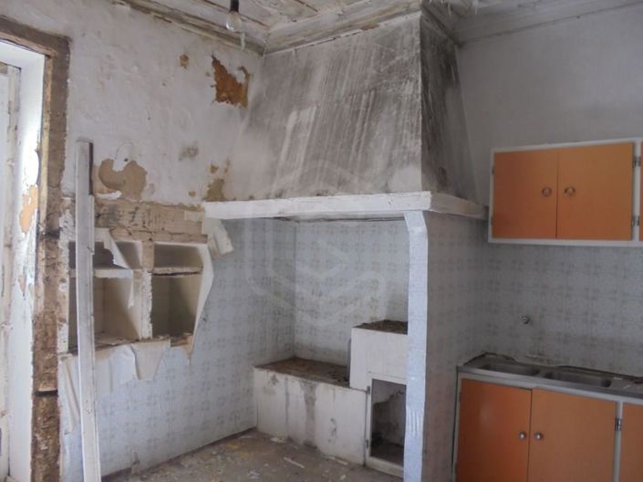 Image No.13-8 Bed House for sale