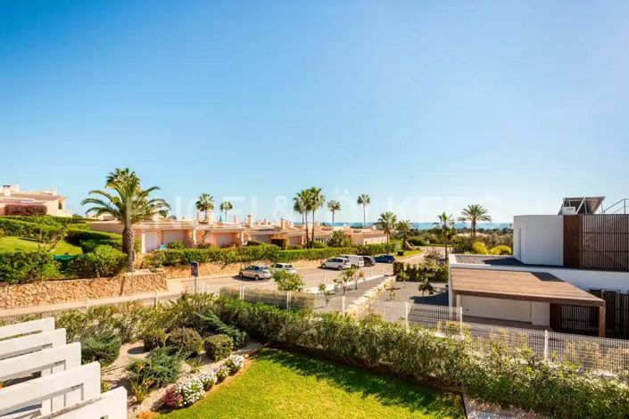 Image No.39-4 Bed House for sale