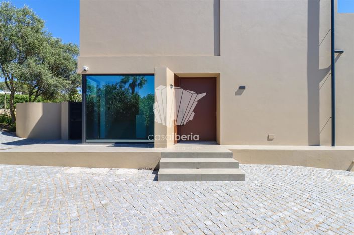 Image No.14-4 Bed House for sale