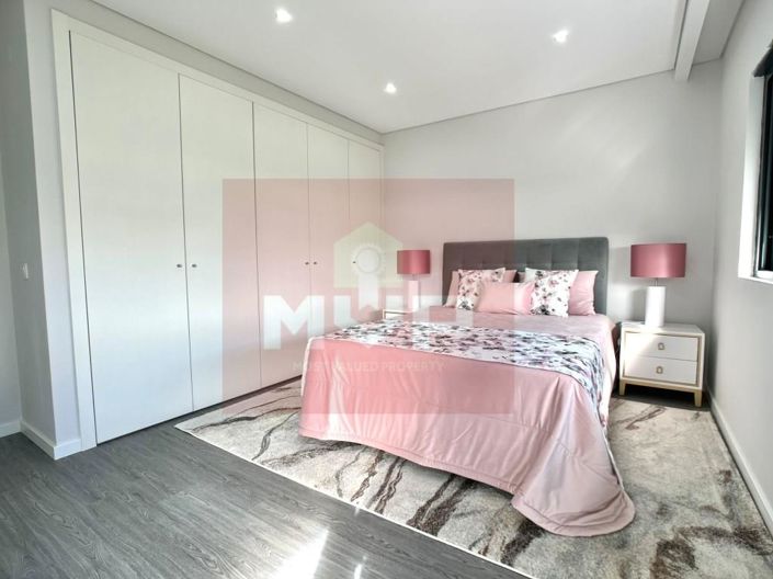 Image No.15-3 Bed Apartment for sale