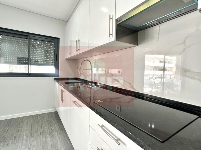 Image No.19-3 Bed Apartment for sale