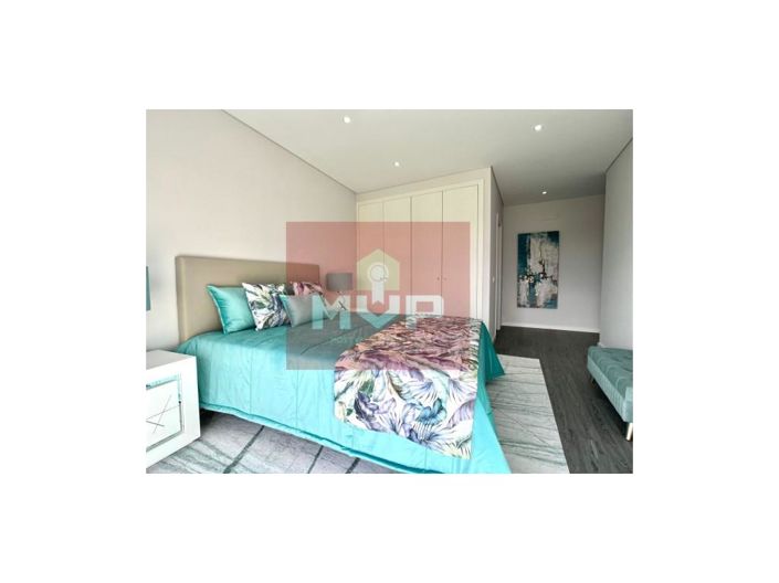 Image No.14-3 Bed Apartment for sale