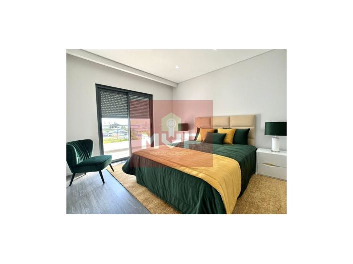 Image No.19-3 Bed Apartment for sale