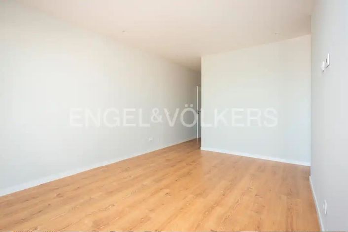 Image No.16-4 Bed Apartment for sale