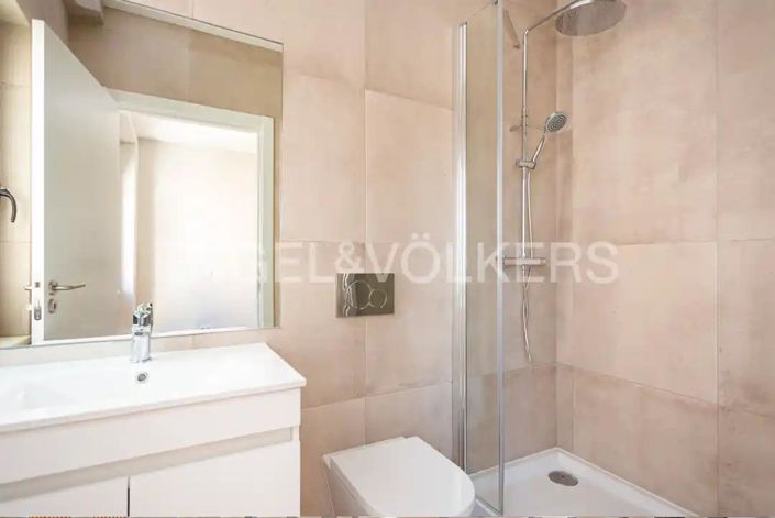 Image No.28-4 Bed Apartment for sale