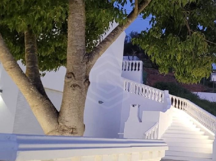 Image No.39-4 Bed House for sale