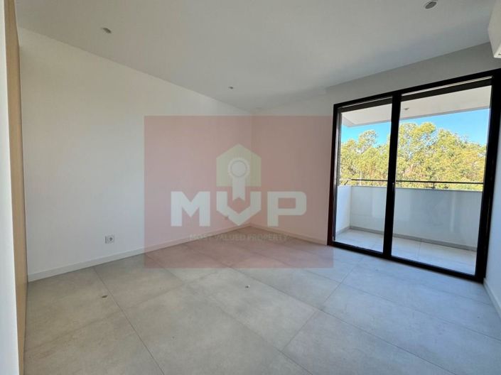 Image No.13-3 Bed Apartment for sale