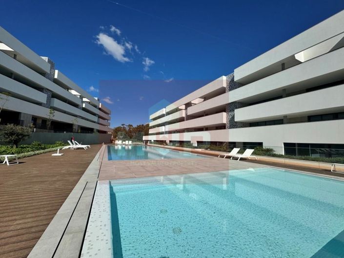 Image No.20-3 Bed Apartment for sale