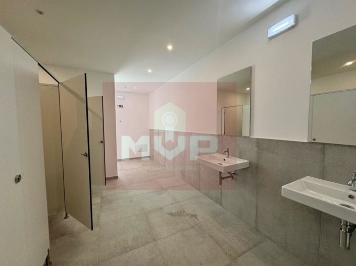 Image No.21-3 Bed Apartment for sale