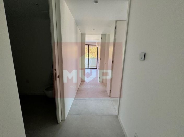 Image No.8-3 Bed Apartment for sale