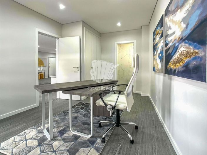 Image No.25-3 Bed Apartment for sale